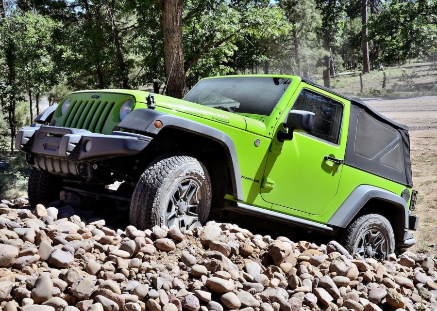  Jeep Wrangler Moab Edition 2013 года  (фото 1 из 8)